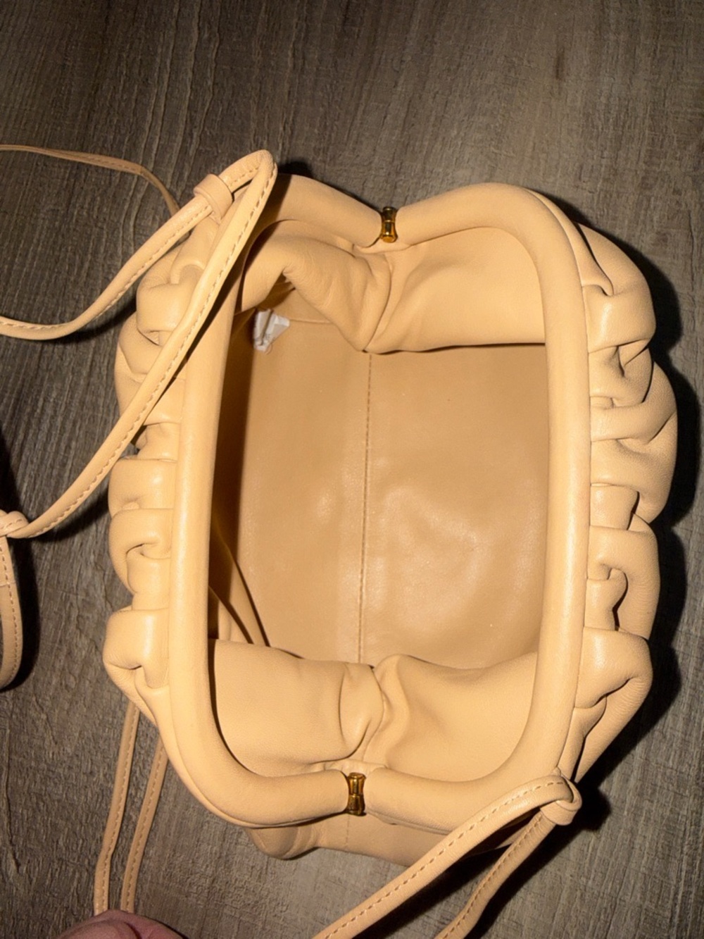 💛 💯 AUTH BOTTEGA VENETA MINI POUCH BAG BEIGE TAN💛 - Picture 7 of 8